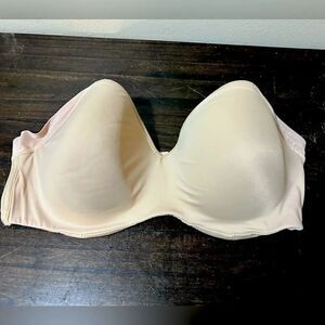 Plus size Bali strapless padded bra size 40D